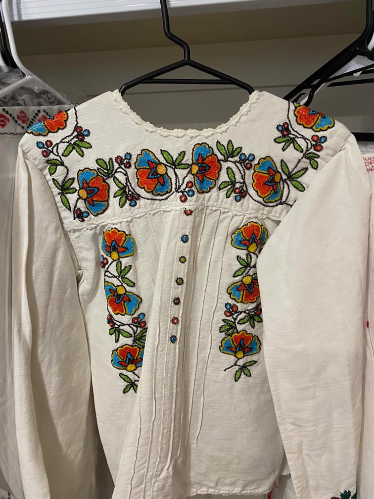 National Costumes for Rent