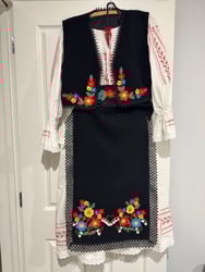 CF02 – Costum popular artizanal din Ardeal