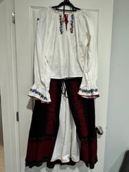 CF03 – Costum popular artizanal din Maramureș CF03 – Costum popular artizanal din Maramureș